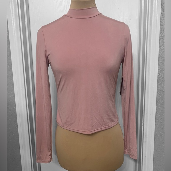 Melrose and Market Pink Mock Neck Open Back Long Sleeve Top - Women size medium - Picture 3 of 8
